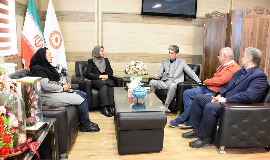 کتابخانه‌ها - 13 آذر