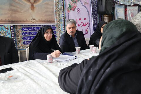 برپایی میز خدمت بهزیستی مازندران در مصلی ساری به مناسبت هفته گرامیداشت افراد دارای معلولیت