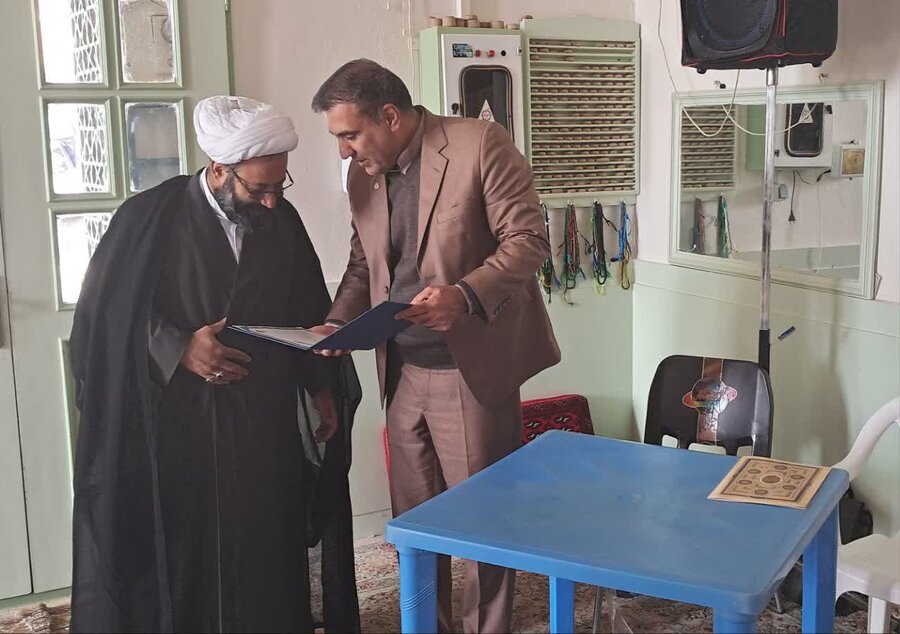 میز خدمت بهزیستی در نمازجمعه خلجستان