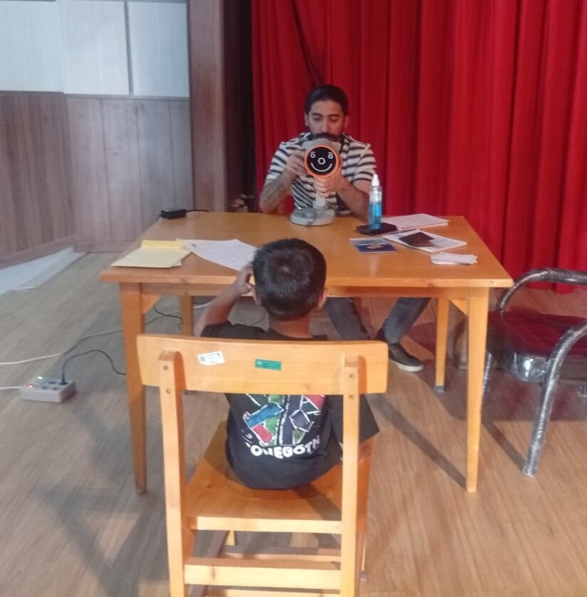 اجرای برنامه های غربالگری بینایی و شنوایی کودکان در توابع و روستاهای کم برخوردار شهرستان بندرعباس