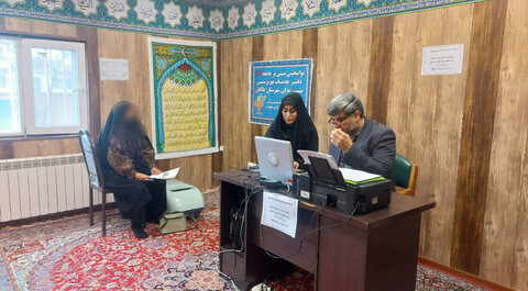 طالقان | به مناسبت گرامیداشت هفته افراد دارای معلولیت و در راستای مسئولیت اجتماعی / برگزاری سنجش تراکم استخوان در اداره بهزیستی شهرستان طالقان