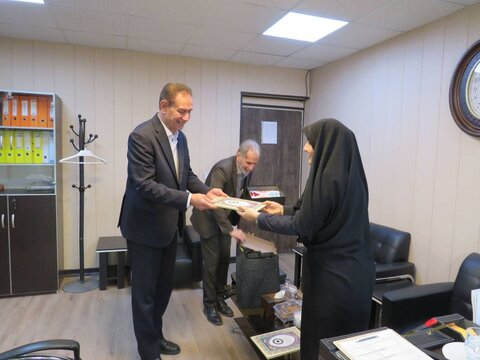 تقدیر مدیرکل بهزیستی البرز از همکاران مالی به مناسبت روز حسابدار