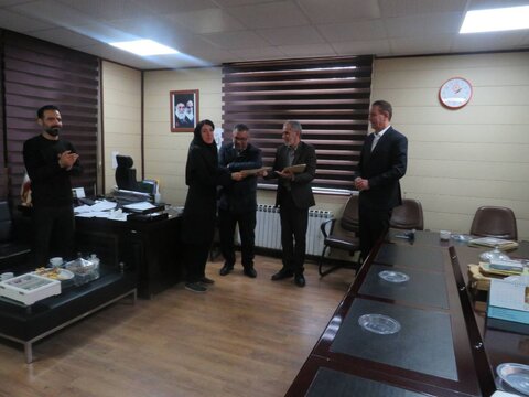 تقدیر مدیرکل بهزیستی البرز از همکاران مالی به مناسبت روز حسابدار