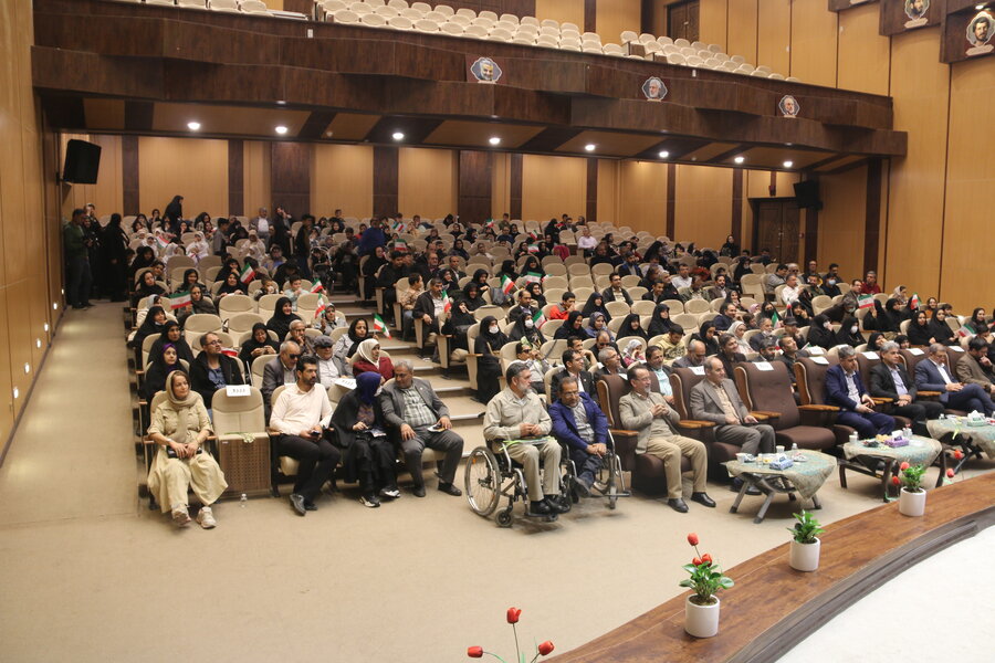  باهم ببینیم /  مراسم روز جهانی معلولین در استان قم 