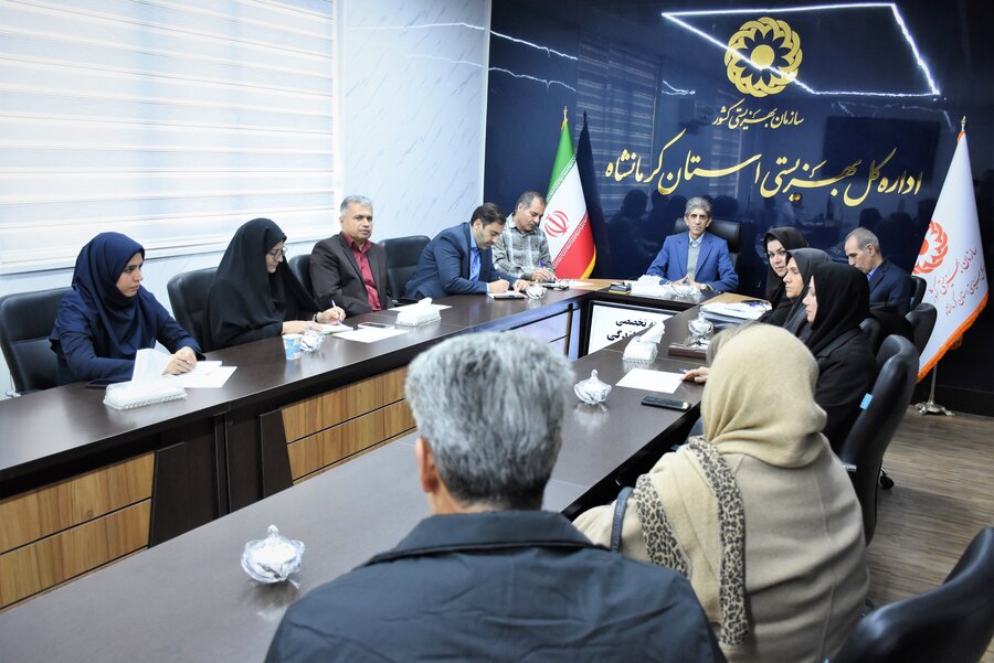 برگزاری کمیته فرزندخواندگی بهزیستی استان کرمانشاه