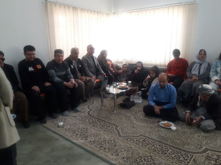 مراسم روز جهانی معلولان در موسسه رفاه نابینایان و کم‌بینایان مریوان برگزار شد