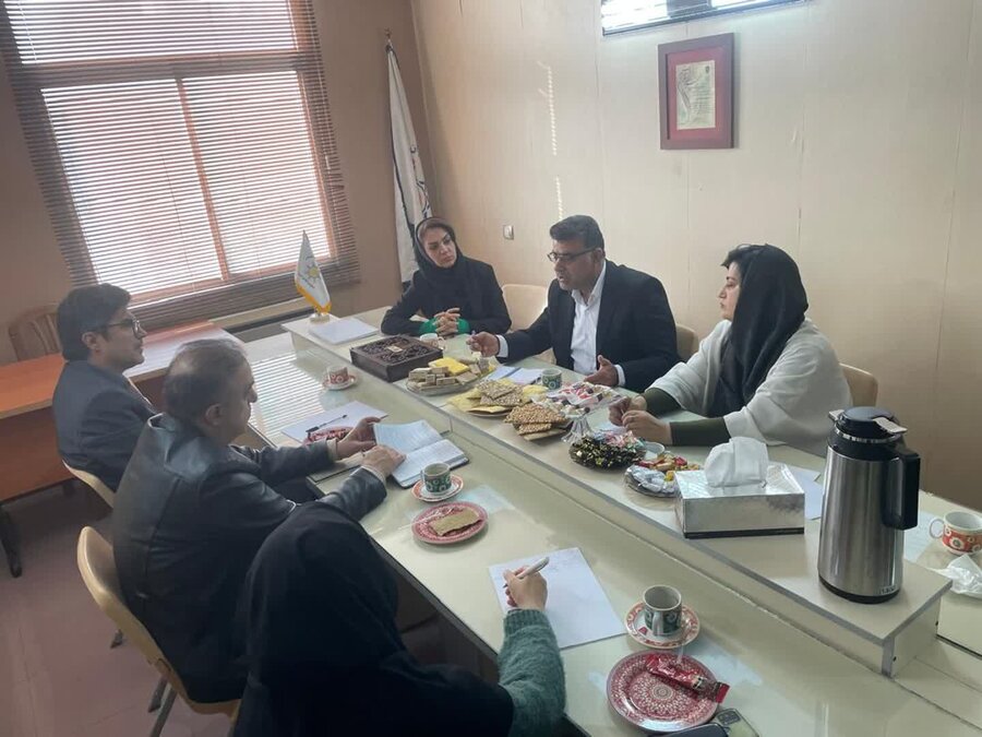 جلسه مرکز اورژانس اجتماعی