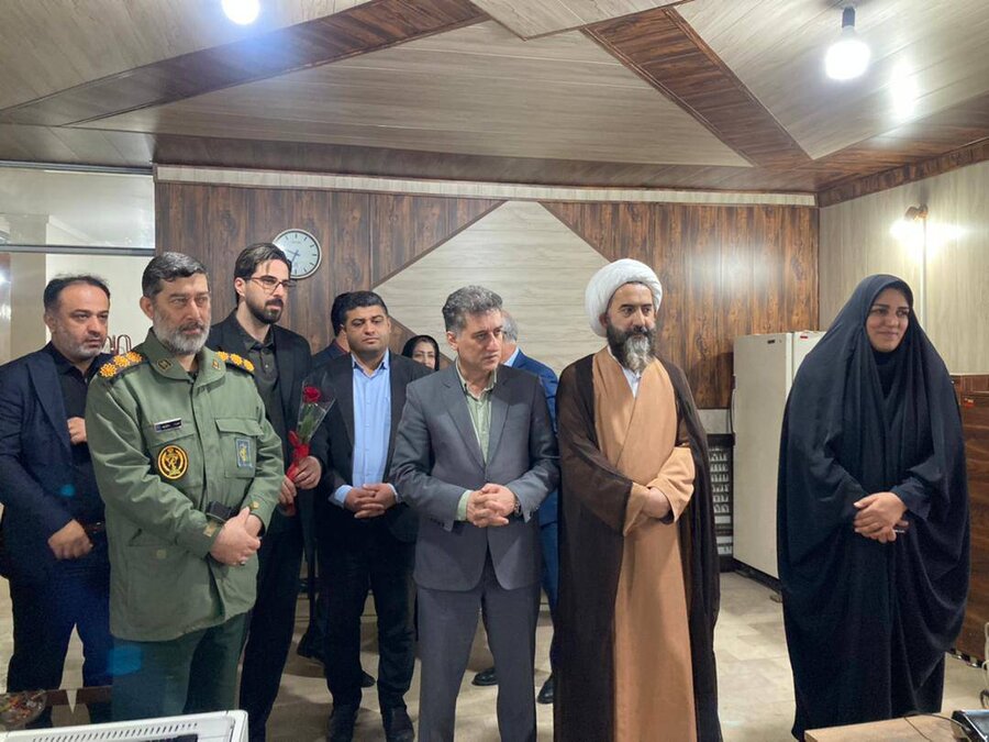 ضور مسئولین شهرستان رودسر در آسایشگاه معلولین امام رضا (ع) 