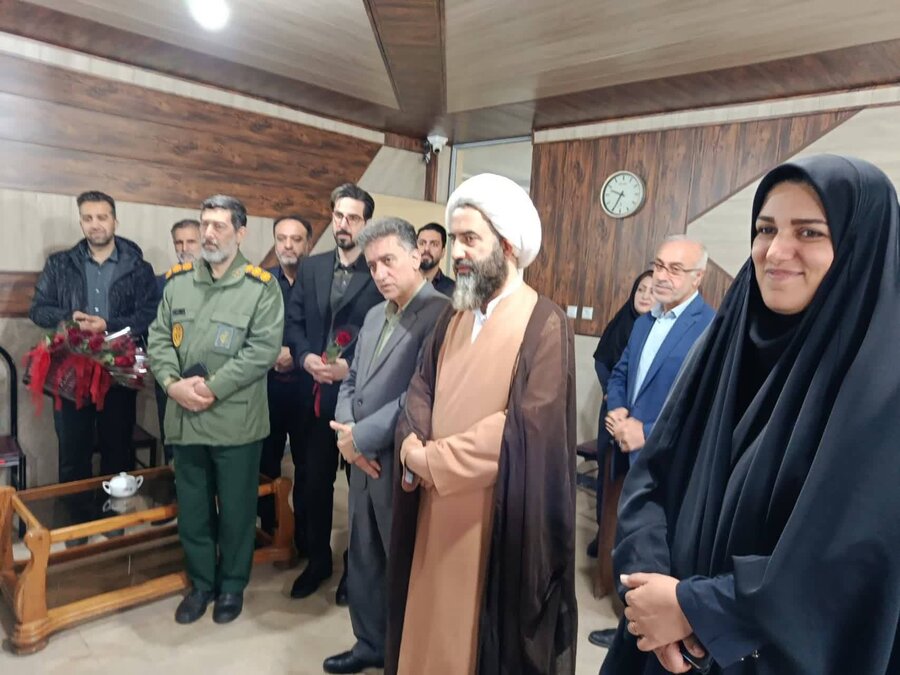 ضور مسئولین شهرستان رودسر در آسایشگاه معلولین امام رضا (ع) 