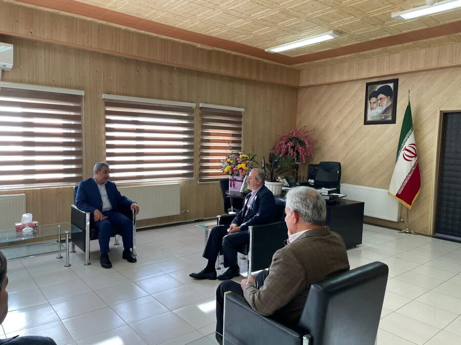 دیدار مدیرکل بهزیستی کردستان با فرماندار قروه