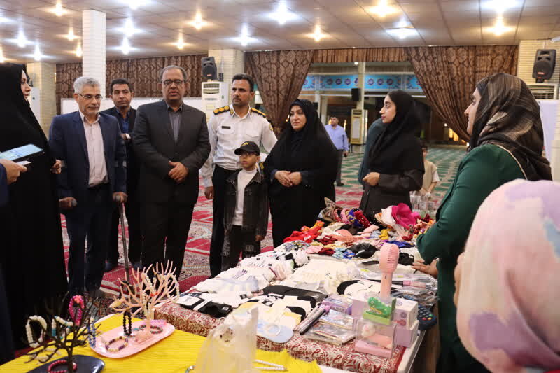 برگزاری نمایشگاه دستاوردهای افراد دارای  معلولیت و آثار هنری افراد دارای معلولیت در مصلای نماز جمعه بوشهر