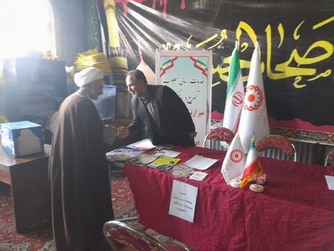 برپایی میز خدمت اداره بهزیستی شهرستان اشتهارد گرامیداشت هفته جهانی افراد دارای معلولیت