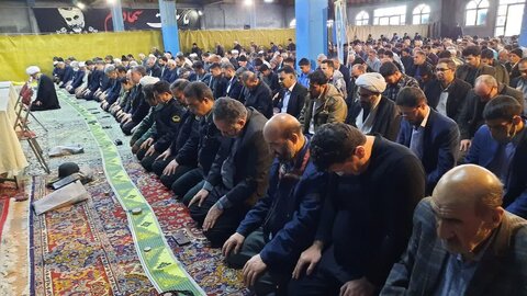 برپایی میز خدمت اداره بهزیستی شهرستان اشتهارد گرامیداشت هفته جهانی افراد دارای معلولیت