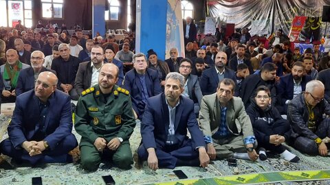 برپایی میز خدمت اداره بهزیستی شهرستان اشتهارد گرامیداشت هفته جهانی افراد دارای معلولیت