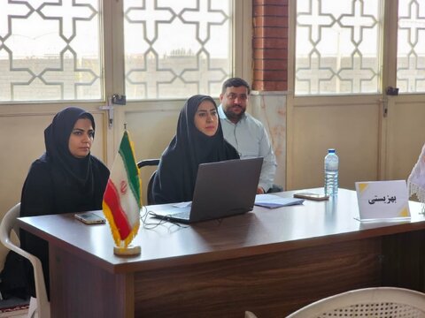 برگزاری میز خدمت اداره بهزیستی شهرستان چهارباغ در مصلی نماز جمعه