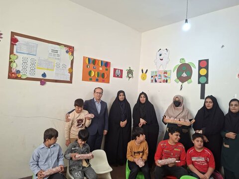 دیّر| بازدید فرماندار و هیئت همراه از مرکز توانبخشی روزانه معلولان به مناسبت هفته افراددارای معلولیت