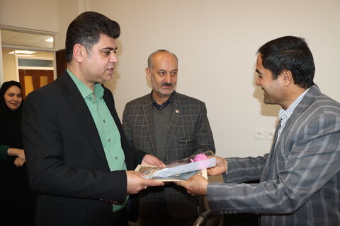 تجلیل از حسابداران شاغل در اداره کل بهزیستی استان