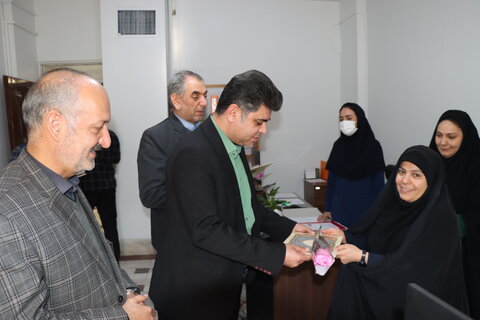 تجلیل از حسابداران شاغل در اداره کل بهزیستی استان