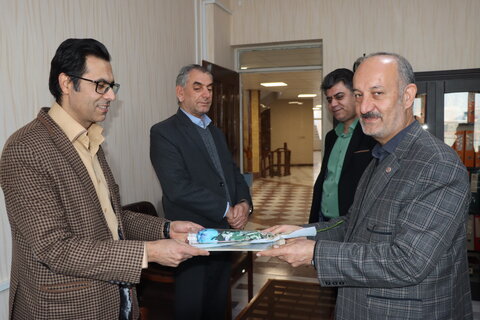 تجلیل از حسابداران شاغل در اداره کل بهزیستی استان