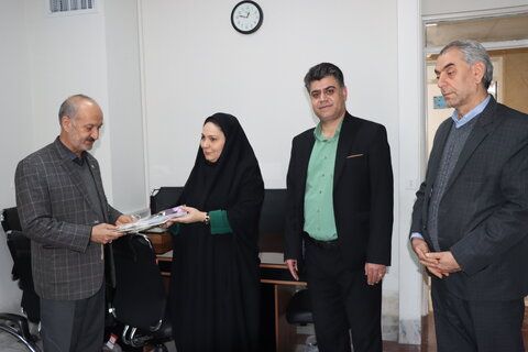 تجلیل از حسابداران شاغل در اداره کل بهزیستی استان