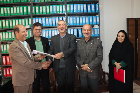 تجلیل از حسابداران شاغل در اداره کل بهزیستی استان