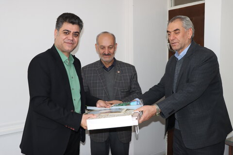 تجلیل از حسابداران شاغل در اداره کل بهزیستی استان