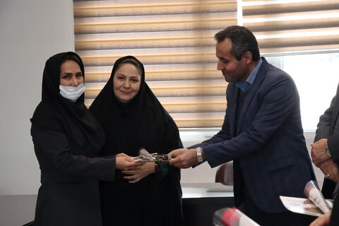 گزارش تصویری ا تقدیر از مشاوران و روانشناسان مرکز اورژانس اجتماعی و مرکز مشاوره تلفنی 1480 و مرکز شوق زندگی