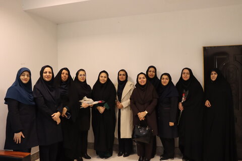 گزارش تصویری ا تقدیر از مشاوران و روانشناسان مرکز اورژانس اجتماعی و مرکز مشاوره تلفنی 1480 و مرکز شوق زندگی