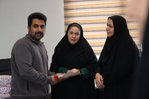 گزارش تصویری ا تقدیر از مشاوران و روانشناسان مرکز اورژانس اجتماعی و مرکز مشاوره تلفنی 1480 و مرکز شوق زندگی