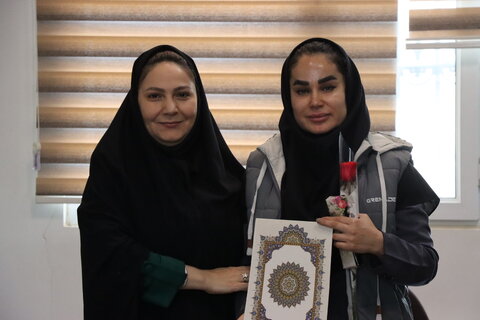 گزارش تصویری ا تقدیر از مشاوران و روانشناسان مرکز اورژانس اجتماعی و مرکز مشاوره تلفنی 1480 و مرکز شوق زندگی