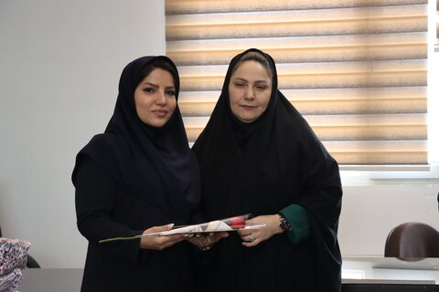 گزارش تصویری ا تقدیر از مشاوران و روانشناسان مرکز اورژانس اجتماعی و مرکز مشاوره تلفنی 1480 و مرکز شوق زندگی