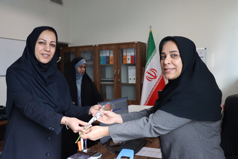 گزارش تصویری ا تقدیر از مشاوران و روانشناسان مرکز اورژانس اجتماعی و مرکز مشاوره تلفنی 1480 و مرکز شوق زندگی