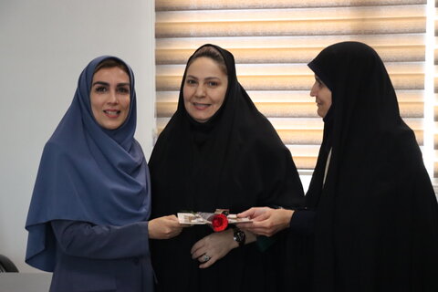 گزارش تصویری ا تقدیر از مشاوران و روانشناسان مرکز اورژانس اجتماعی و مرکز مشاوره تلفنی 1480 و مرکز شوق زندگی