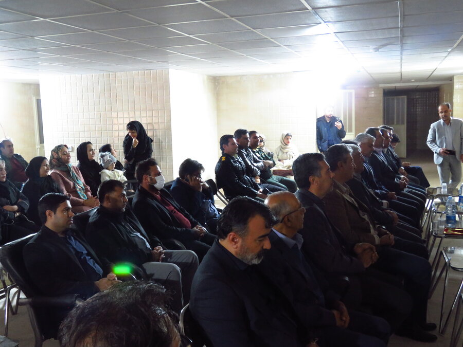 آیین تجلیل از عوامل اجرایی و پشتیبانی پروژه ۴۰ واحدی مسکن مهر افراد دارای معلولیت سیرجان