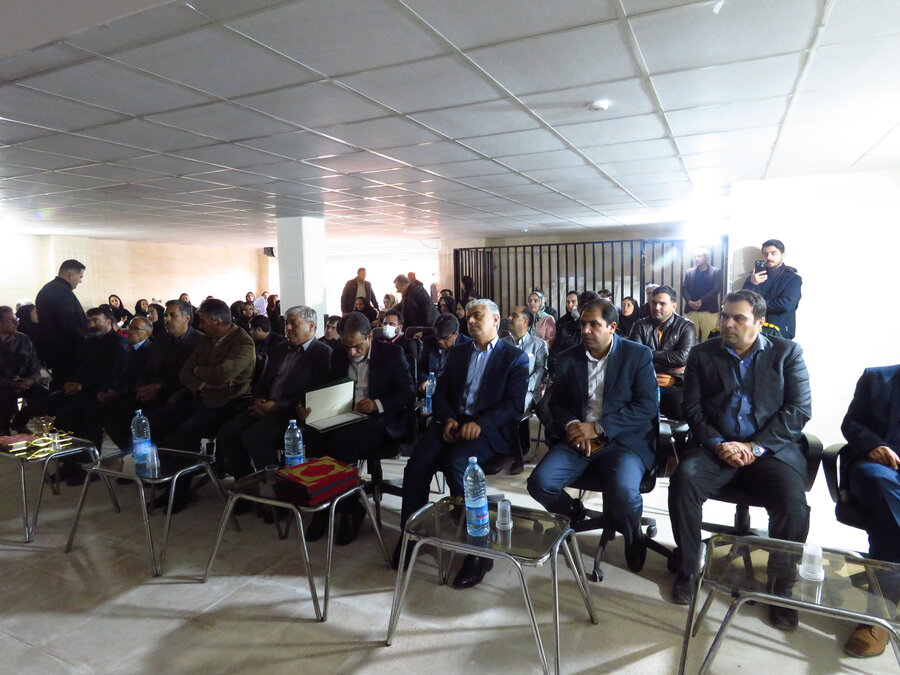 آیین تجلیل از عوامل اجرایی و پشتیبانی پروژه ۴۰ واحدی مسکن مهر افراد دارای معلولیت سیرجان