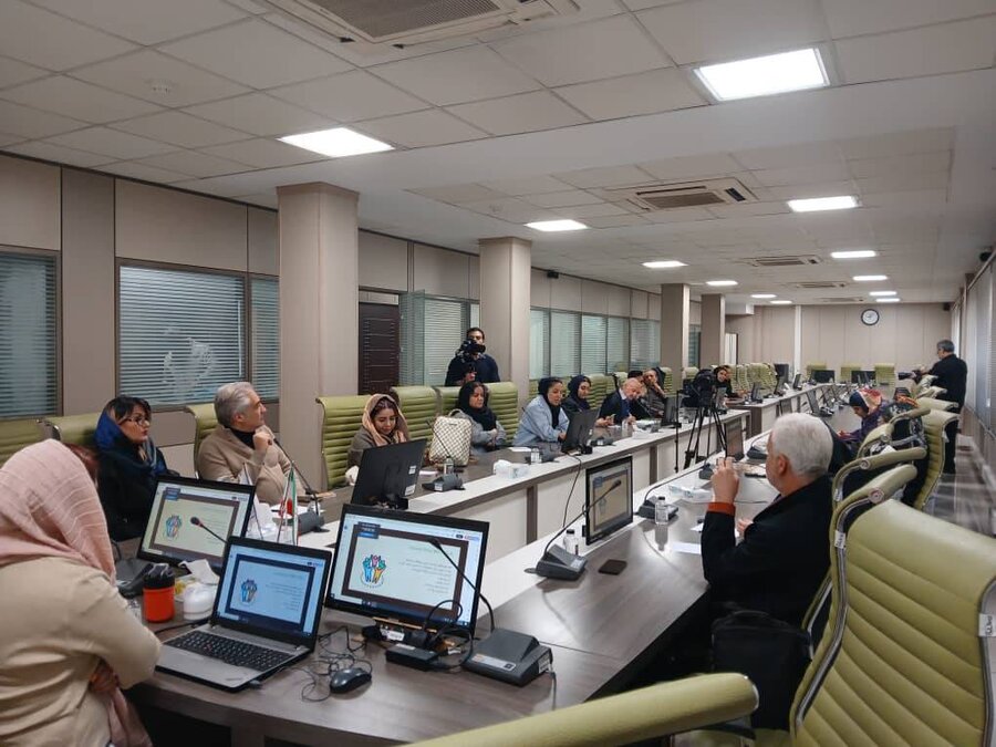 بهزیستی تهران دوره اتیکت حرفه‌ای و توسعه پایدار را برای مؤسسات خیریه برگزار کرد