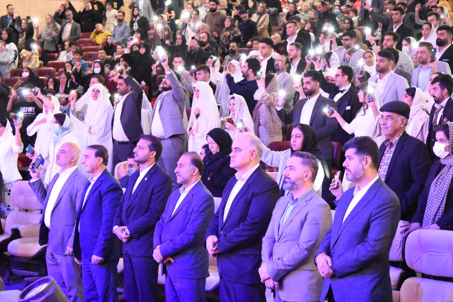 در برج میلاد تهران؛ جشن ازدواج ۱۱۴ زوج دارای معلولیت برگزار شد