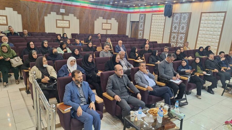 نشست مدیرکل بهزیستی گیلان با صاحب‌امتیازان مراکز غیردولتی روزانه و شبانه‌روزی برگزار شد