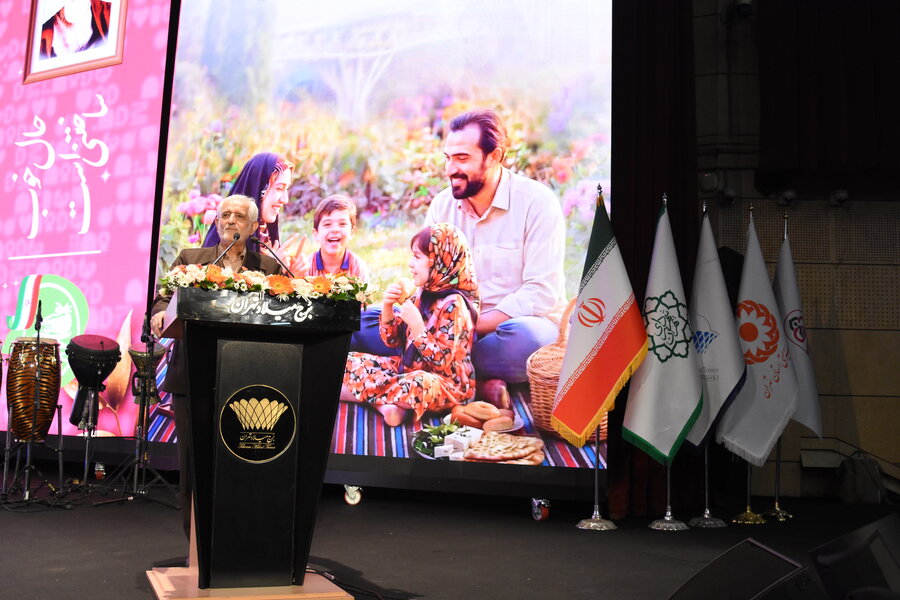 در برج میلاد تهران؛ جشن ازدواج ۱۱۴ زوج دارای معلولیت برگزار شد