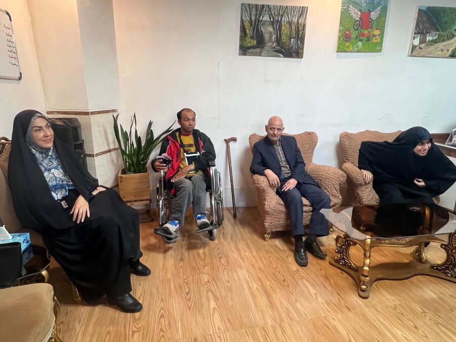 پاکدشت | بازدید به‌مناسبت ۱۲ آذر؛ روز جهانی معلولان از مرکز توانبخشی آوای باران