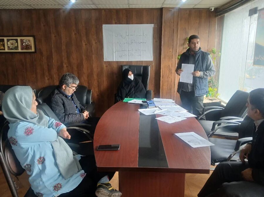 شهرری | برگزاری کارگروه انگیزشی و شغلی 