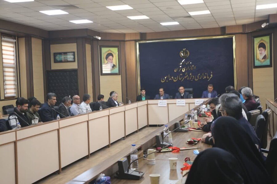 ورامین | دیدار فرماندار ویژه با جمعی از افراد دارای معلولیت  موفق  وکارافرین