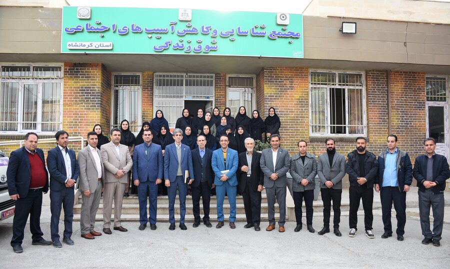 برگزاری میز ارتباطات مردمی حقوقیاران جهادگر برگزاری میز ارتباطات مردمی حقوقیاران جهادگر