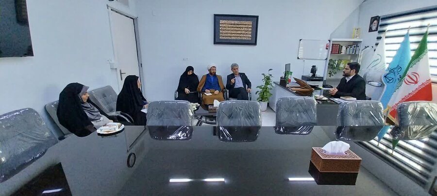 دیدار مدیرکل بهزیستی قم با معاون دادستان در مجتمع قضایی حمایتی شوق زندگی 
