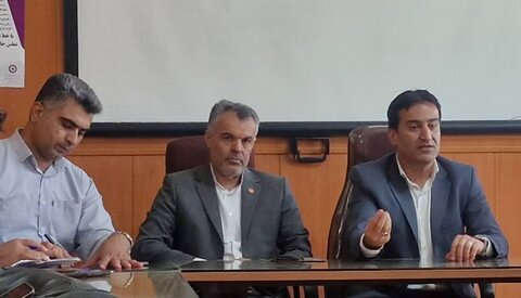 بازدید سرپرست معاونت توسعه کارآفرینی بهزیستی خوزستان از طرحهای شهرستان ایذه