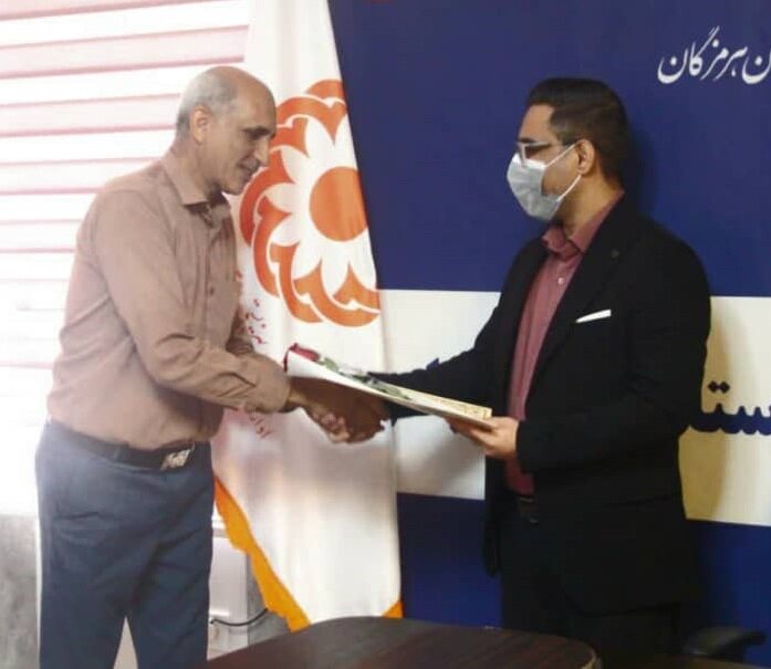 بندرعباس| تقدیر از کارکنان امور مالی و حسابداری بهزیستی بندرعباس