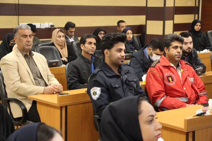 پیشوا | ارتقای مهارت‌های حرفه‌ای اورژانس اجتماعی در حوزه پیشگیری از خودکشی