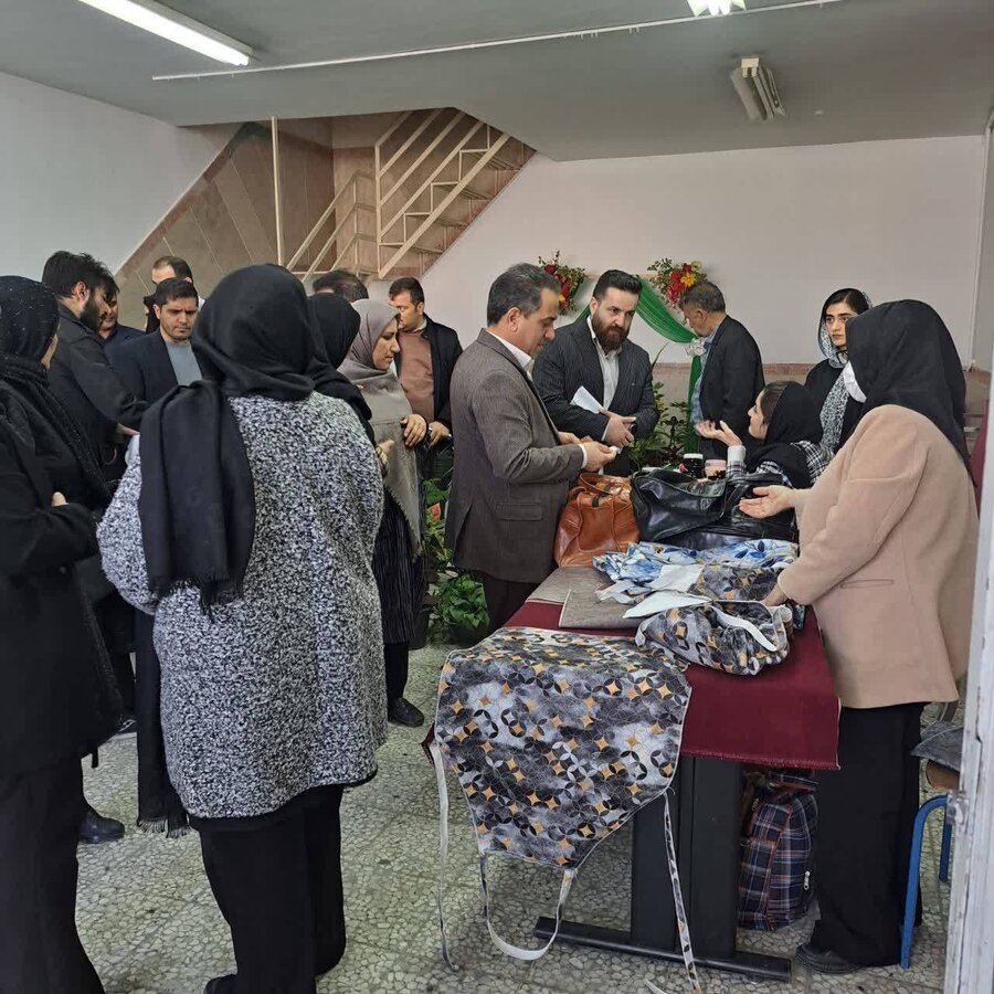 بهارستان | برگزاری نمایشگاه تولیدات و محصولات توان‌یابان به مناسبت هفته گرامیداشت معلولین