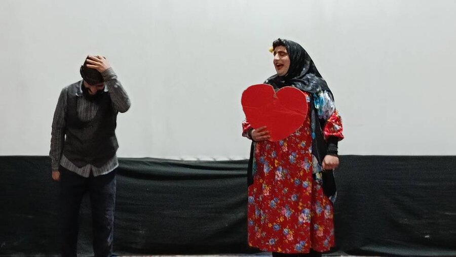 همایش روز جهانی معلولان در شهرستان بروجرد