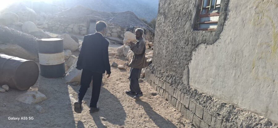 بازدید مسئول نمایندگی بهزیستی گنبکی از وضعیت مددجویان تحت حمایت در ارتفاعات کوه شاه